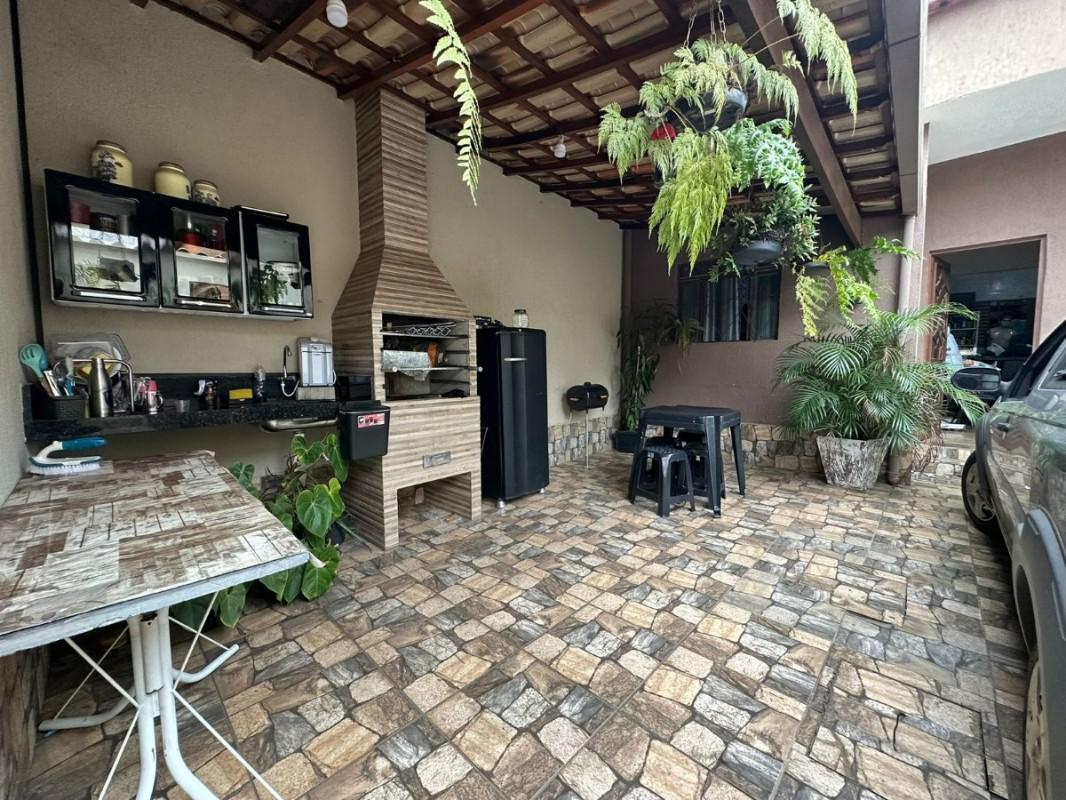 Casa, Santa Cecília Vale do Jatobá (barreiro), 4 Quartos, 2 Vagas