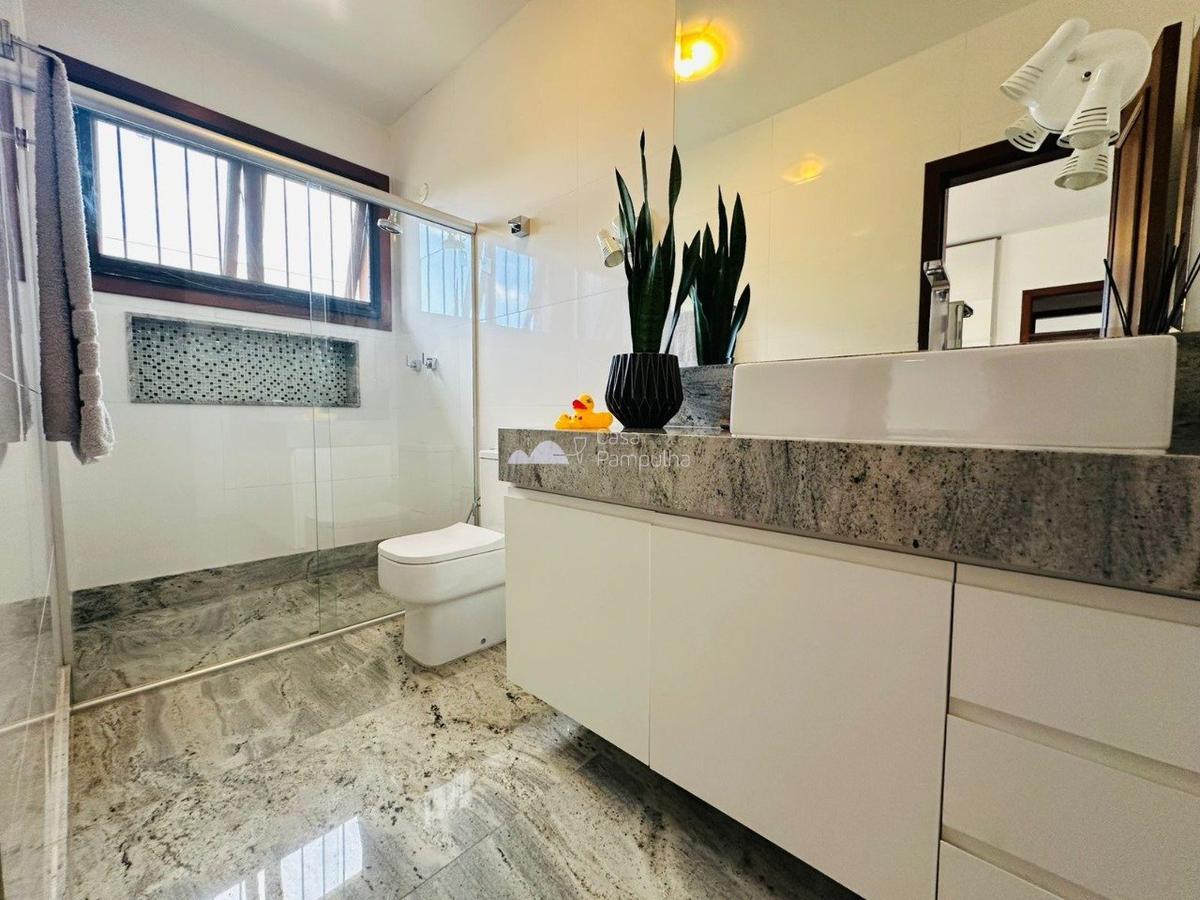 Casa, São Luiz (pampulha), 4 Quartos, 7 Vagas, 2 Suítes