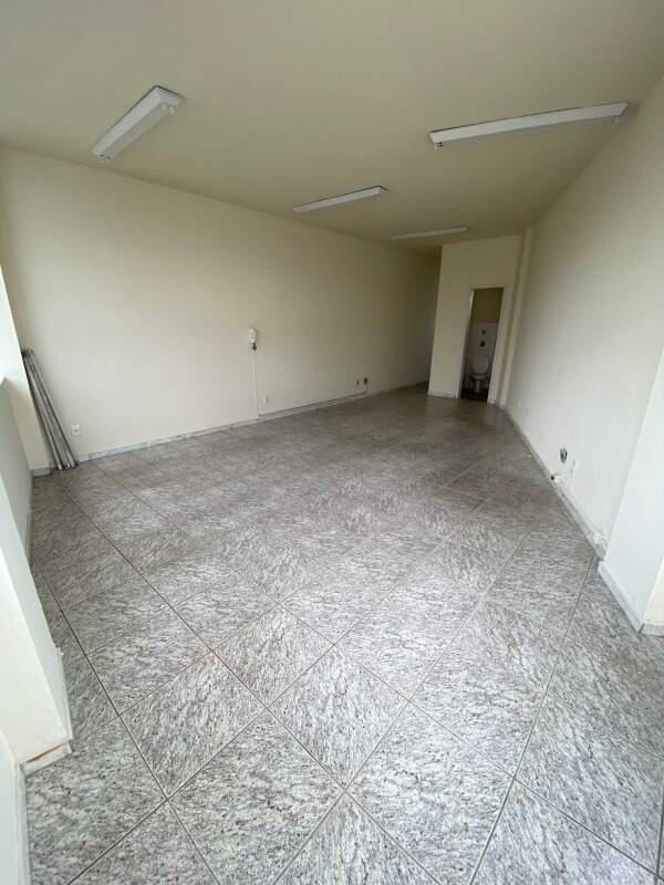 Sala, Nova Suíssa, 0 Quarto, 0 Vaga