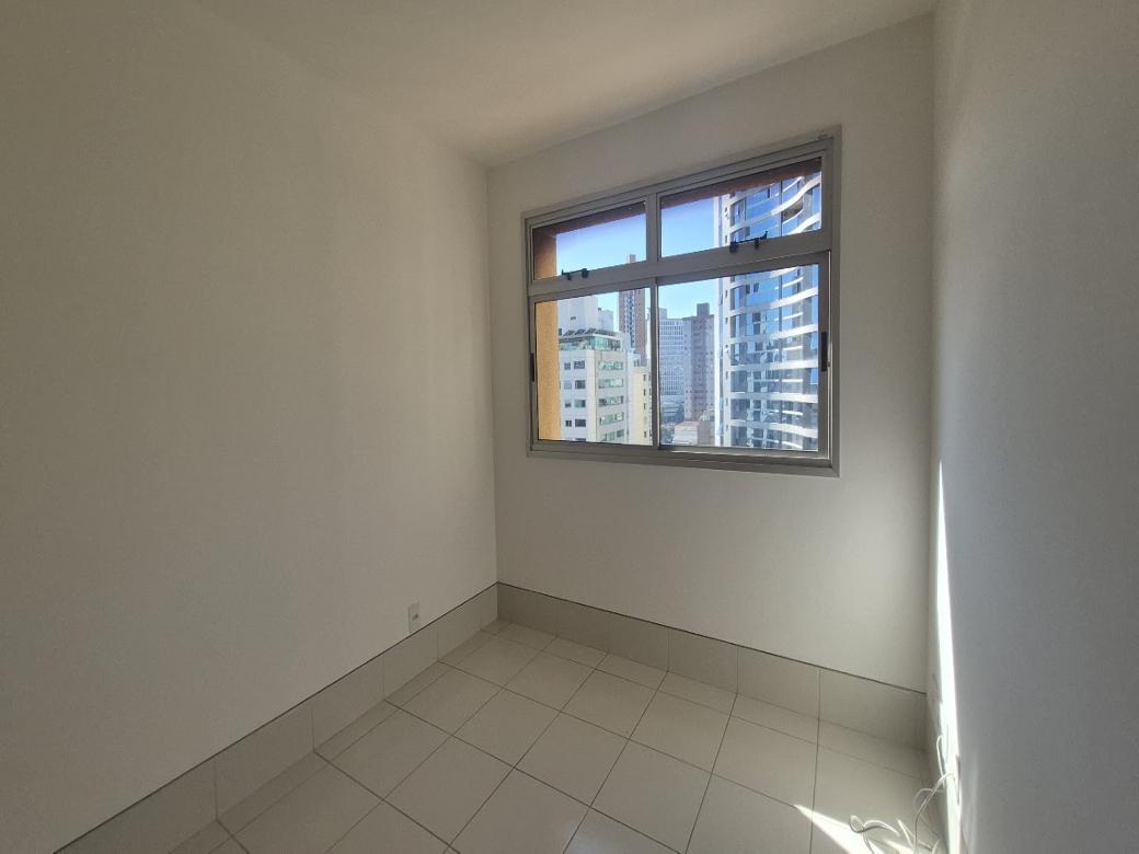 Apartamento, Funcionários, 2 Quartos, 2 Vagas, 1 Suíte
