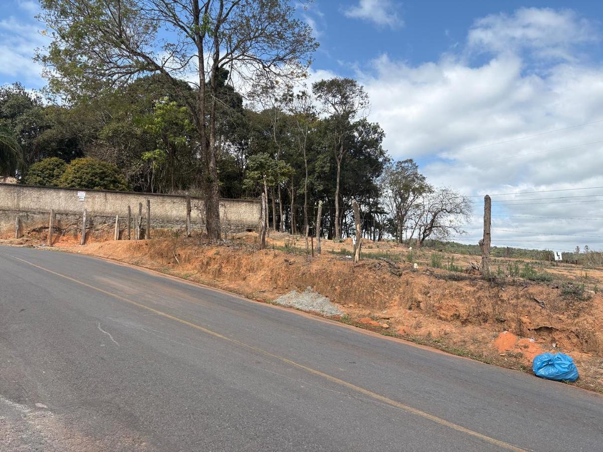 Lote, Novo Itabirito, 0 Quarto, 0 Vaga