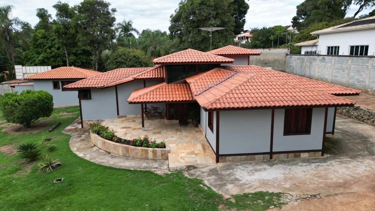 Casa, Vianópolis, 4 Quartos, 10 Vagas, 2 Suítes