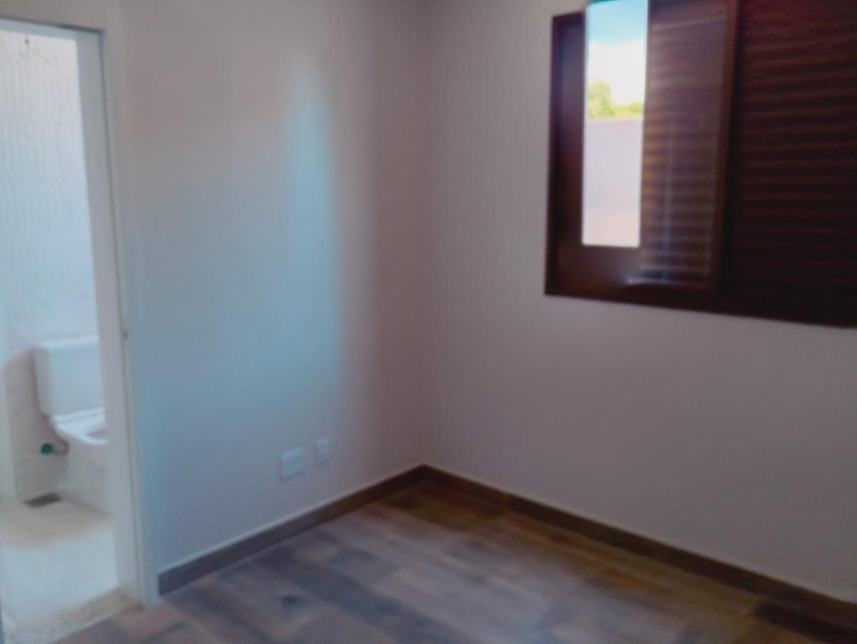 Apartamento, Jaraguá, 4 Quartos, 2 Vagas, 2 Suítes