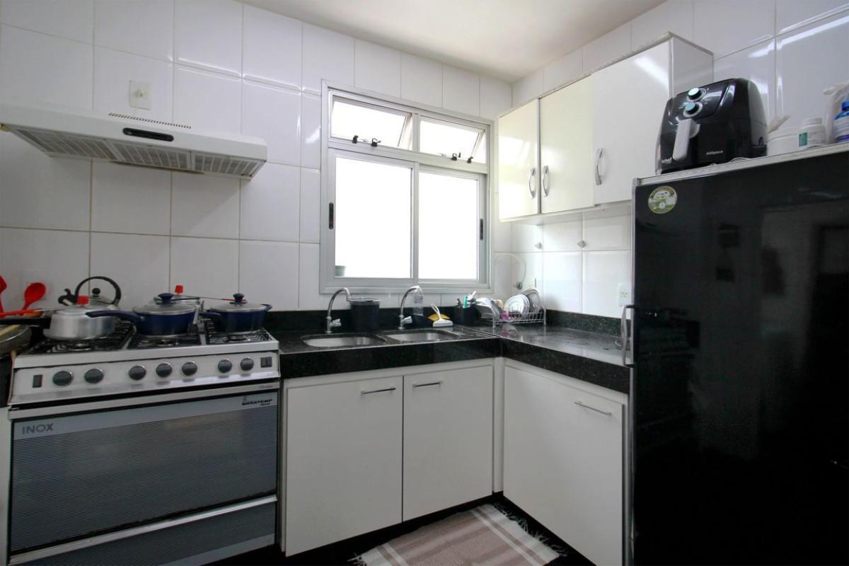 Apartamento, Funcionários, 4 Quartos, 2 Vagas, 1 Suíte