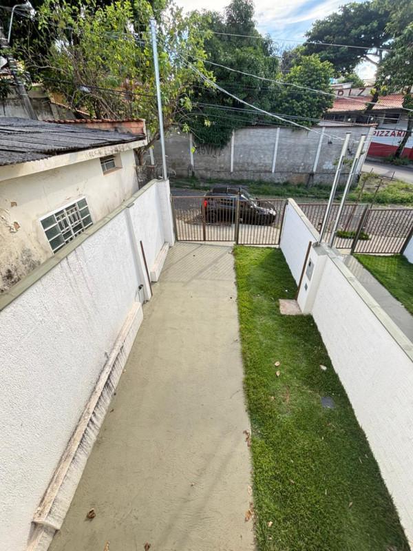 Casa, Santa Branca, 3 Quartos, 2 Vagas, 1 Suíte