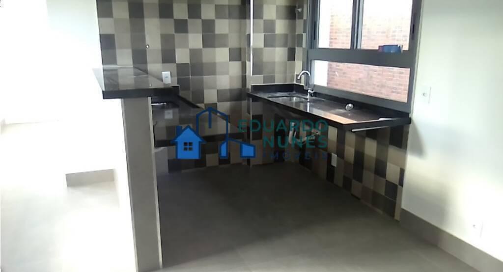 Apartamento, Funcionários, 2 Quartos, 2 Vagas, 2 Suítes