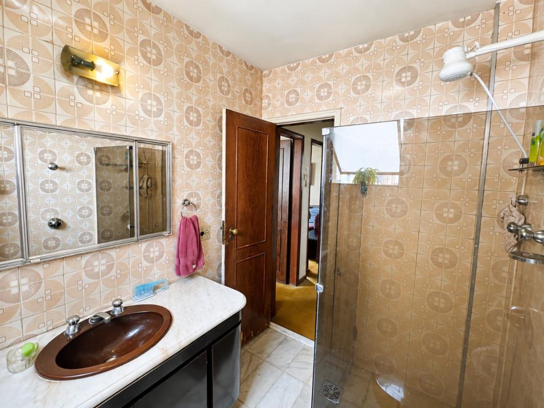 Apartamento, Floresta, 3 Quartos, 2 Vagas, 1 Suíte