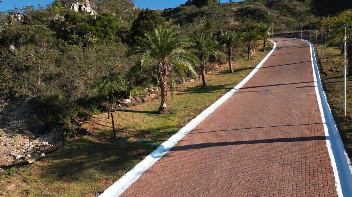 Lote, Morro do Chapéu, 0 Quarto, 0 Vaga