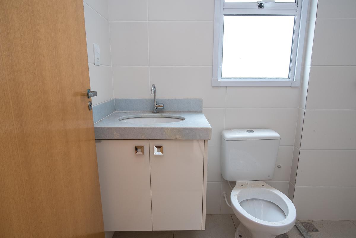 Apartamento, Heliópolis, 2 Quartos, 2 Vagas, 1 Suíte