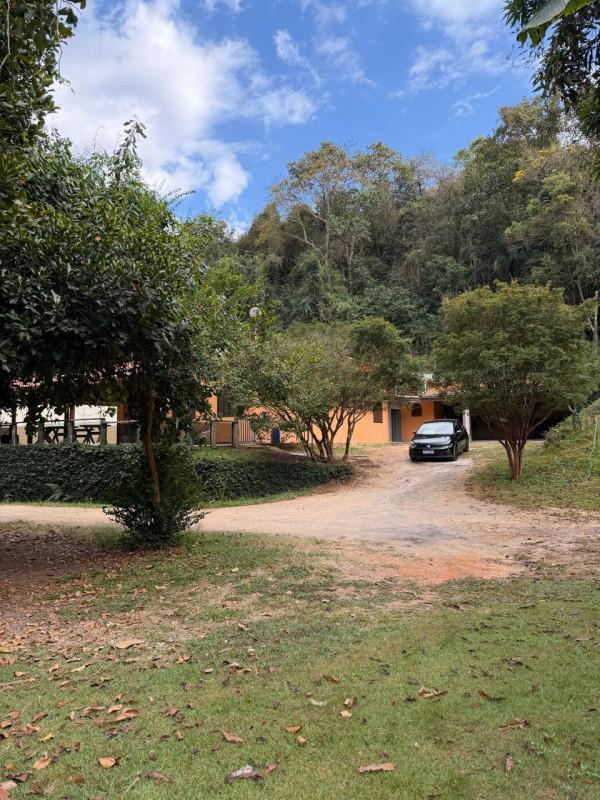 Fazenda, Adelmolândia, 6 Quartos, 10 Vagas, 2 Suítes