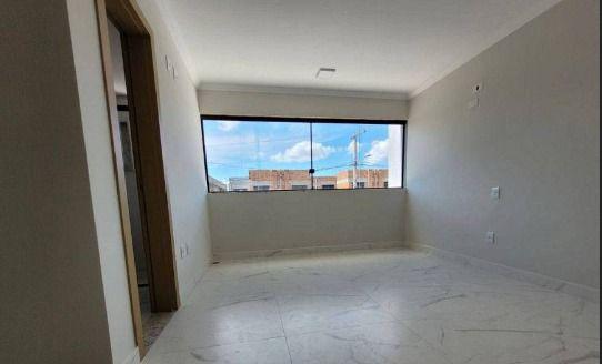 Casa, Santa Rosa, 3 Quartos, 2 Vagas, 1 Suíte