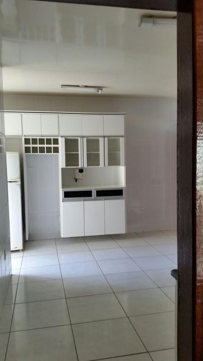 Casa, Arvoredo, 3 Quartos, 3 Vagas, 1 Suíte