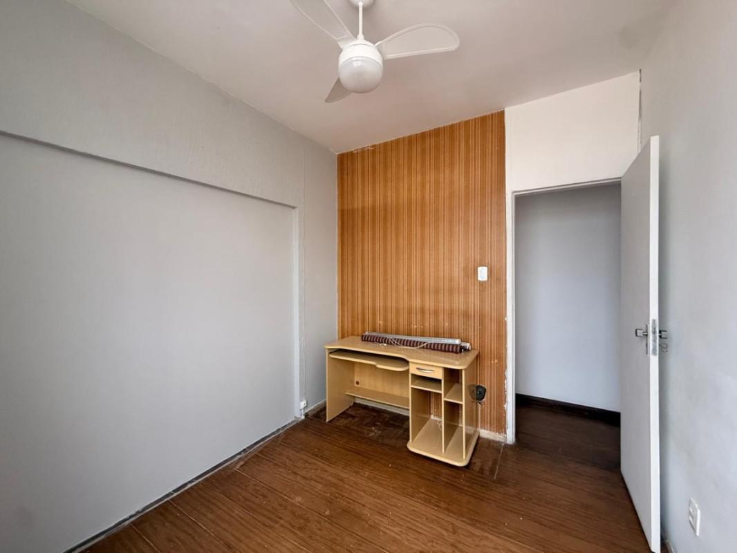 Apartamento, Floresta, 2 Quartos, 0 Vaga