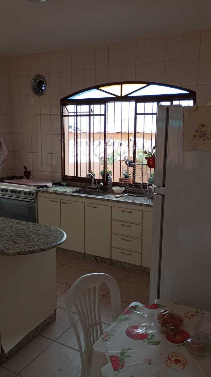 Casa, Nova Granada, 4 Quartos, 4 Vagas, 1 Suíte