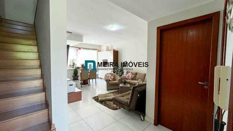 Casa, Santa Efigênia, 3 Quartos, 2 Vagas, 2 Suítes