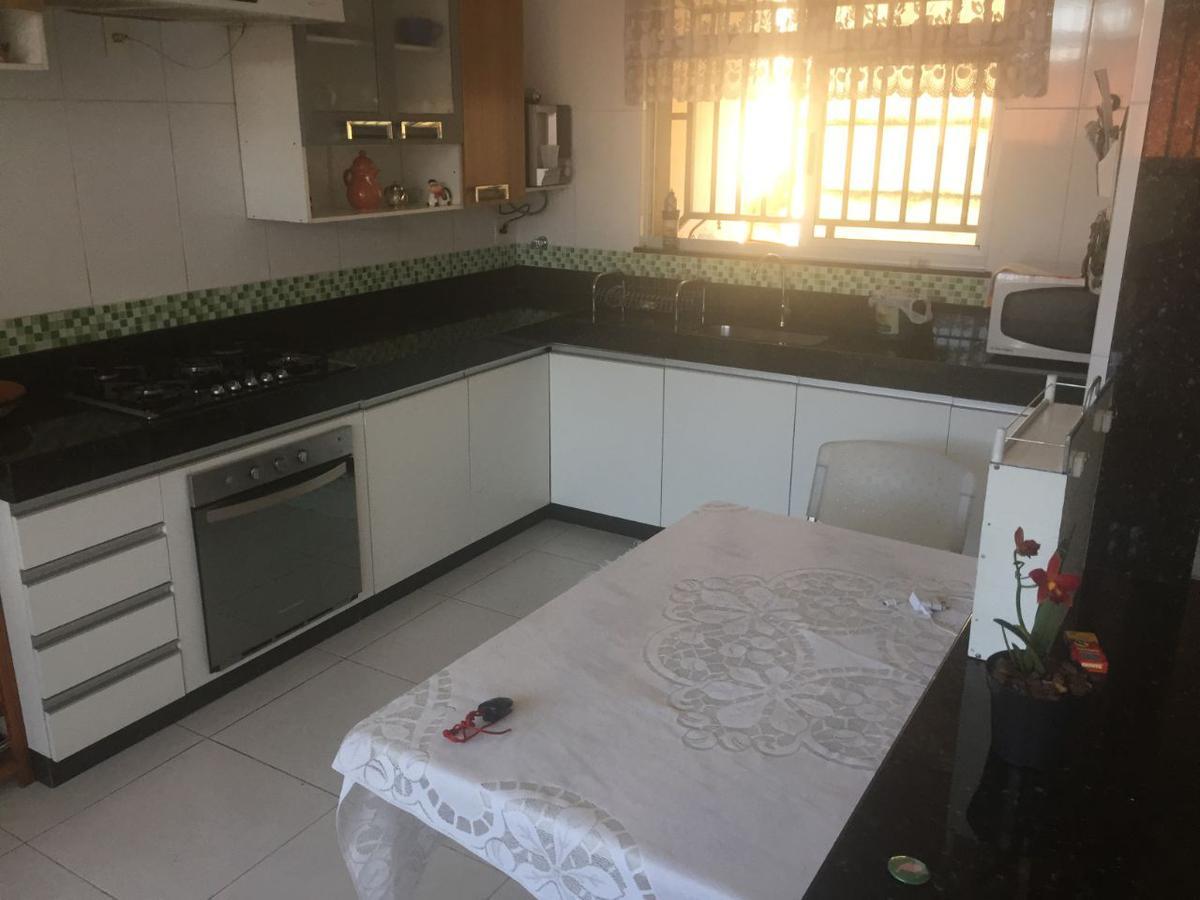 Casa, Coqueiros, 4 Quartos, 7 Vagas, 1 Suíte