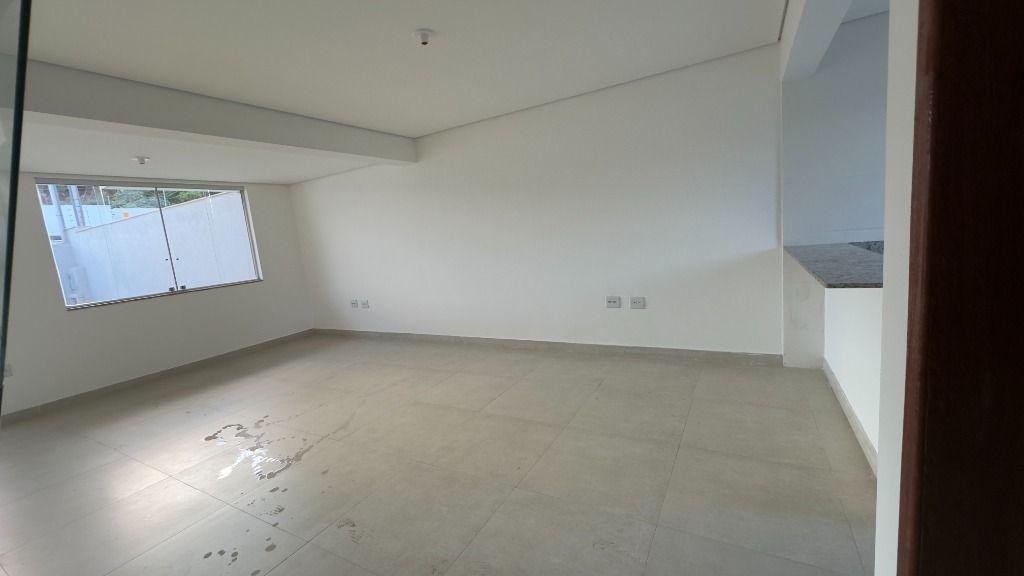 Casa, Paciência, 3 Quartos, 2 Vagas, 1 Suíte