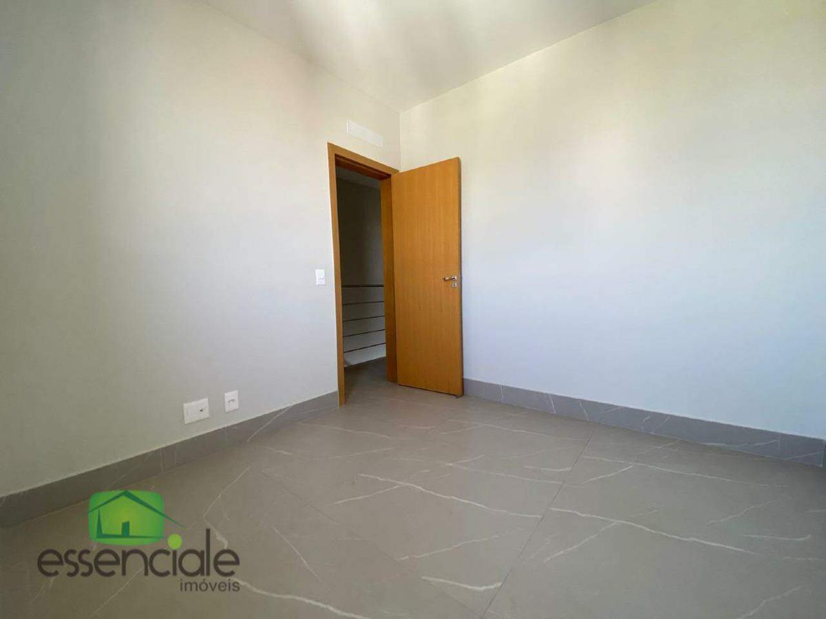 Cobertura, Fonte Grande, 3 Quartos, 2 Vagas, 1 Suíte