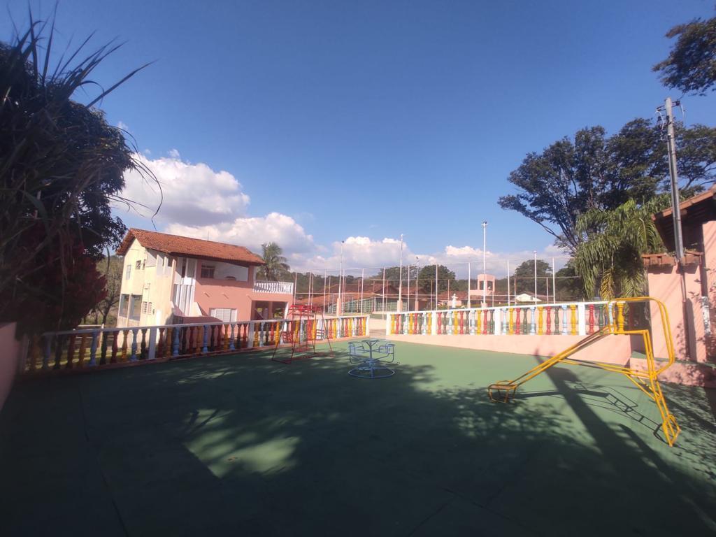 Fazenda, Casa Amarela, 9 Quartos, 10 Vagas, 5 Suítes