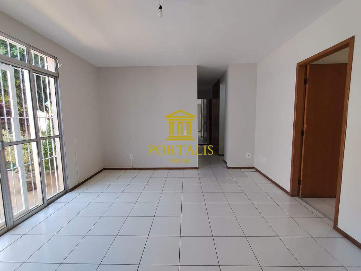 Apartamento, Sagrada Família, 3 Quartos, 2 Vagas, 1 Suíte