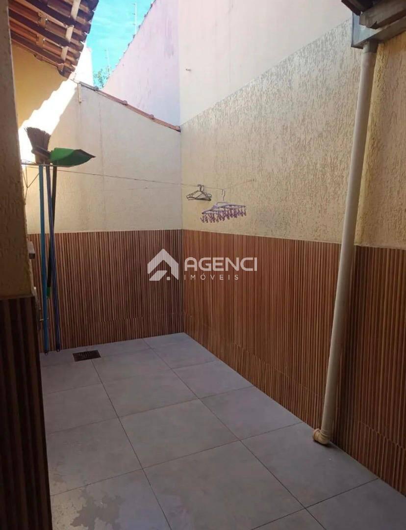 Casa, Arvoredo, 2 Quartos, 0 Vaga, 0 Suíte