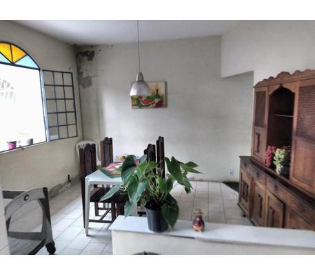 Casa, Castelo, 4 Quartos, 1 Suíte