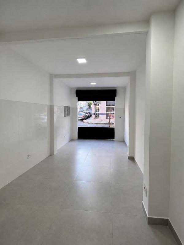 Andar, Sagrada Família, 0 Quarto, 0 Vaga