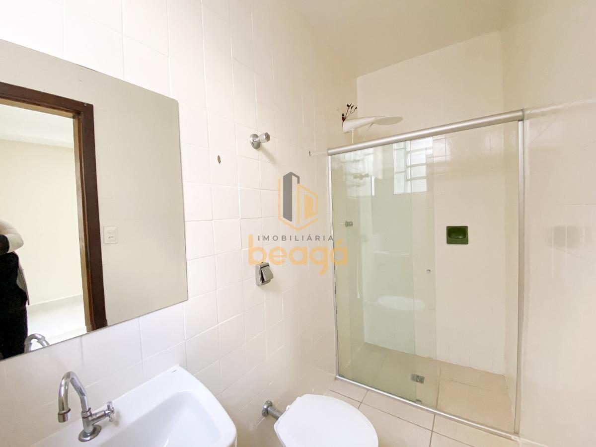 Casa, Santa Terezinha, 3 Quartos, 4 Vagas, 1 Suíte