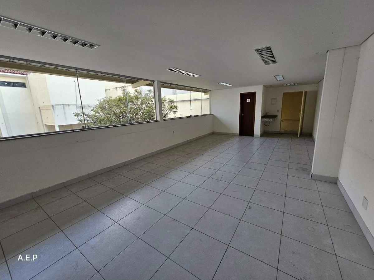 Casa, Lourdes, 4 Quartos, 12 Vagas