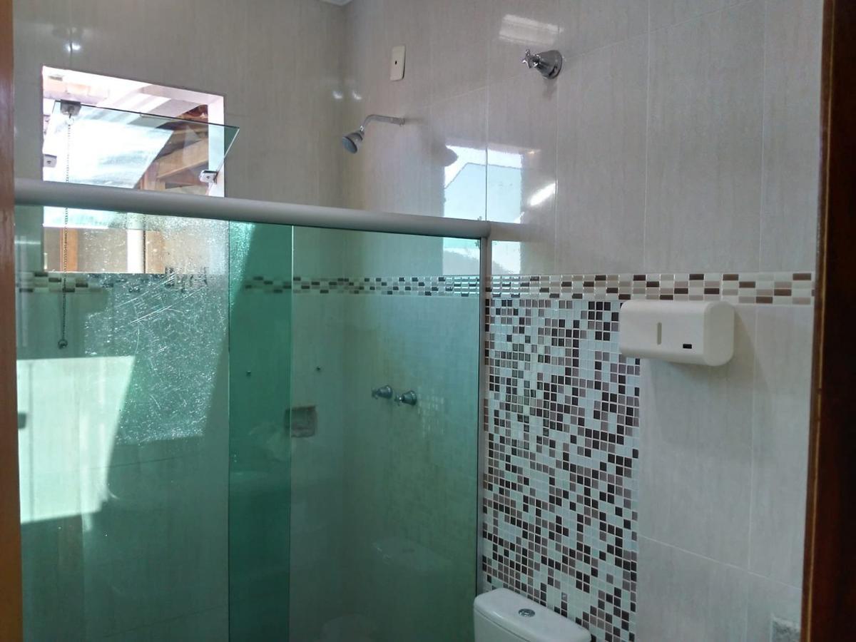 Casa, Fernão Dias, 3 Quartos, 5 Vagas, 1 Suíte