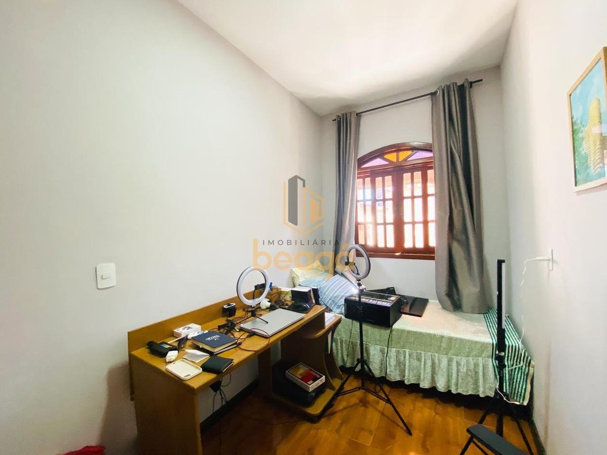 Casa, Santa Mônica, 3 Quartos, 2 Vagas