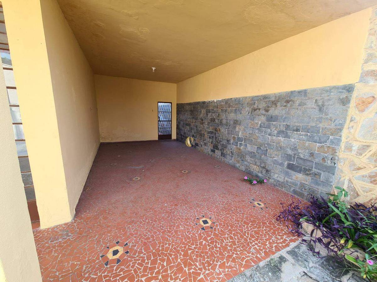 Casa, Renascença, 4 Quartos, 8 Vagas