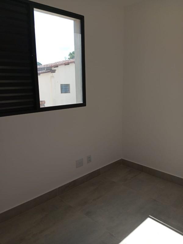 Apartamento, Sagrada Família, 3 Quartos, 2 Vagas, 1 Suíte