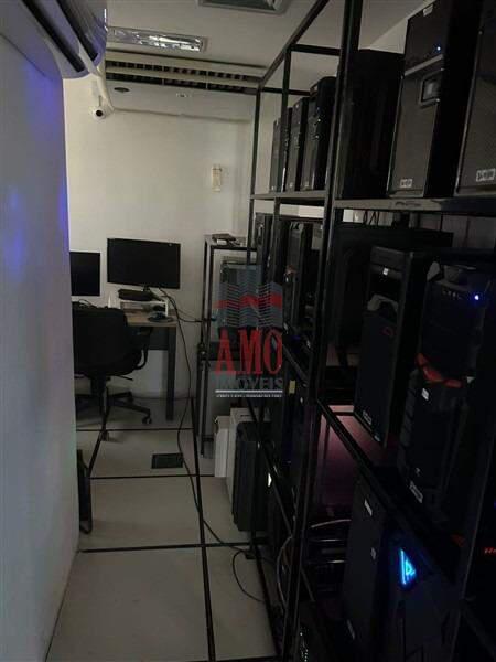 Sala, Centro