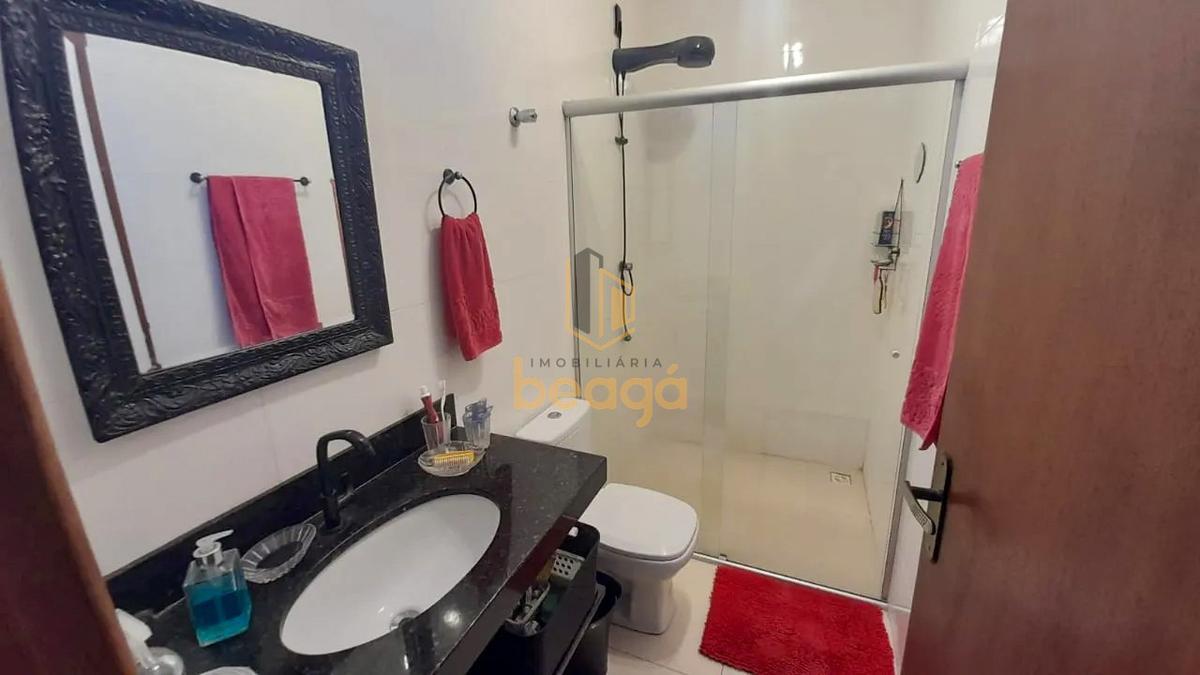 Casa, Parque Xangri-lá, 3 Quartos, 2 Vagas, 2 Suítes