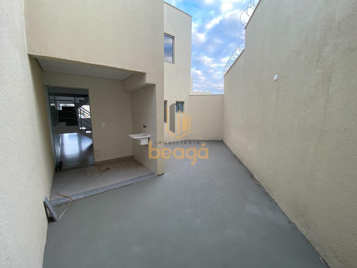 Casa, Parque Xangri-lá, 3 Quartos, 2 Vagas, 1 Suíte