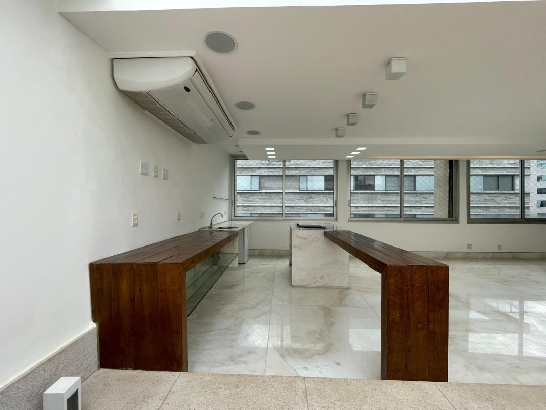 Cobertura, Savassi, 4 Quartos, 3 Vagas, 3 Suítes