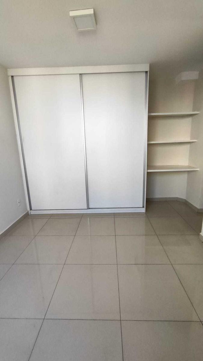Apartamento, Serrano, 3 Quartos, 0 Vaga, 1 Suíte