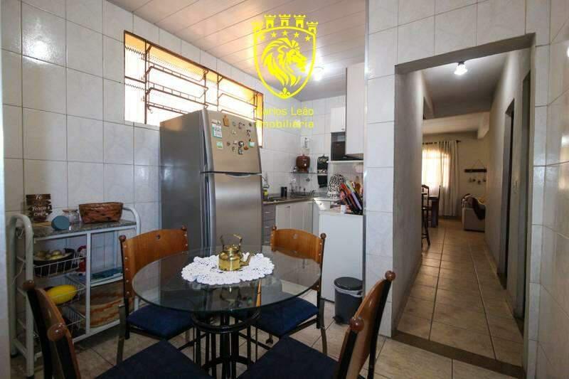 Casa, Carlos Prates, 4 Quartos, 2 Vagas, 1 Suíte