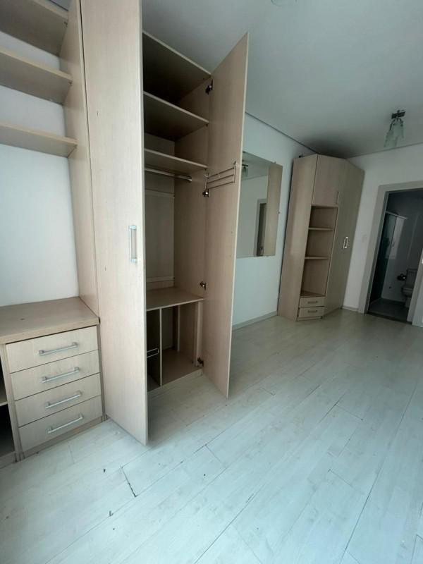 Casa, Centro, 3 Quartos, 3 Vagas, 1 Suíte