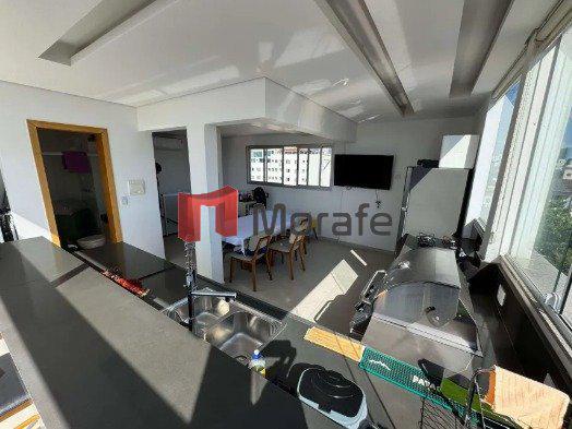 Apartamento, Sagrada Família, 2 Quartos, 2 Vagas, 1 Suíte