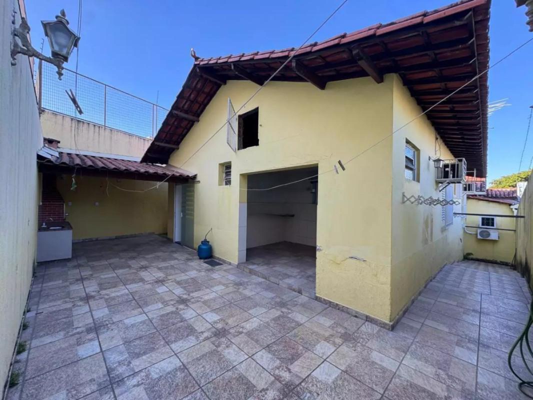 Casa, Central Parque, 4 Quartos, 4 Vagas, 2 Suítes