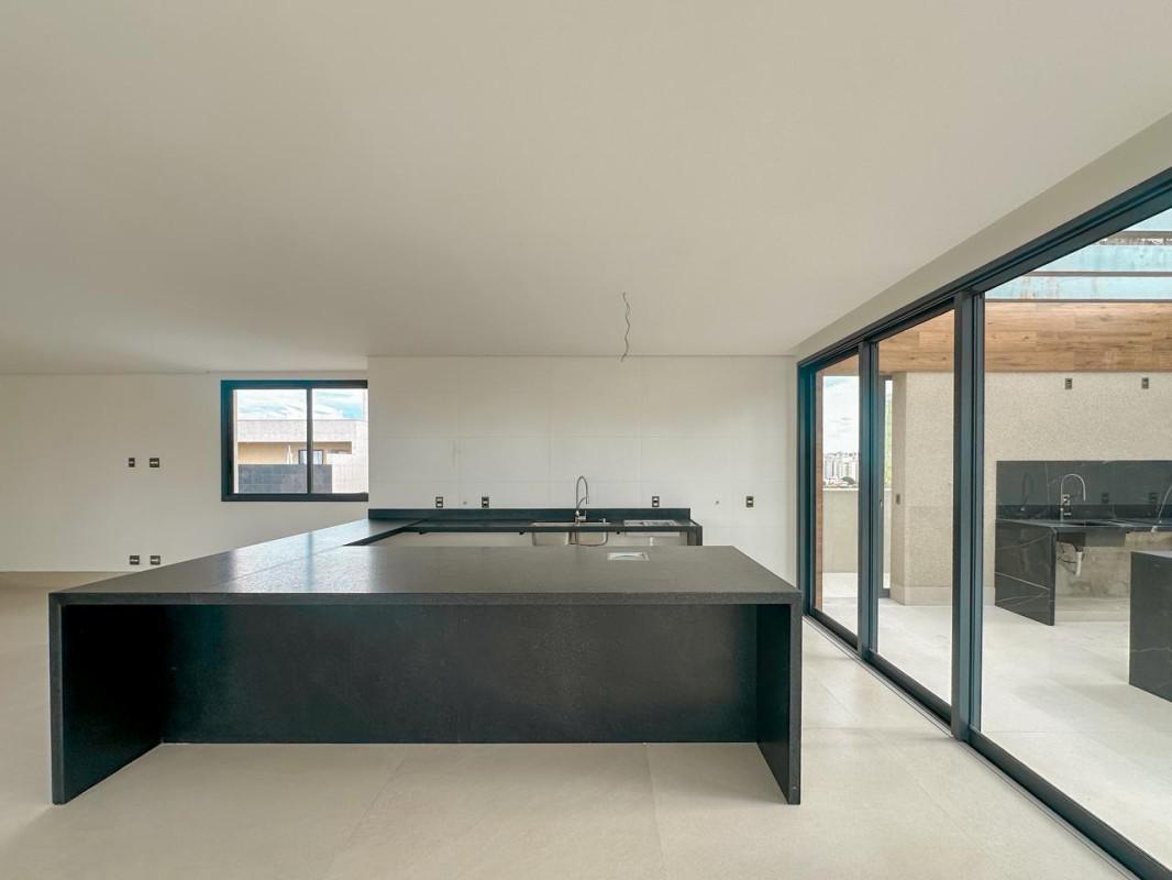 Cobertura, Ouro Preto, 4 Quartos, 3 Vagas, 4 Suítes