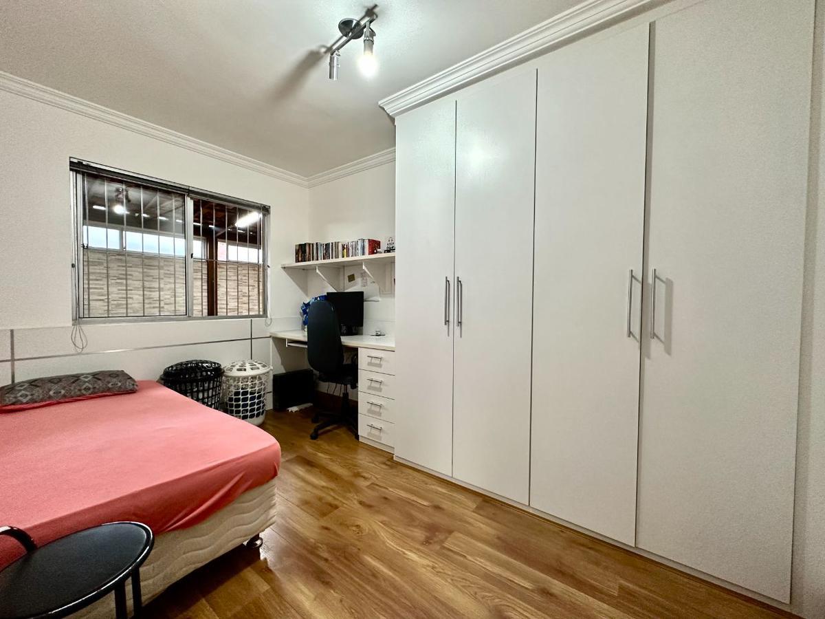 Apartamento, Sagrada Família, 3 Quartos, 2 Vagas, 1 Suíte