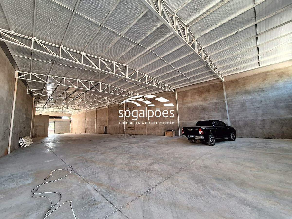 Galpão, Centro, 20 Vagas