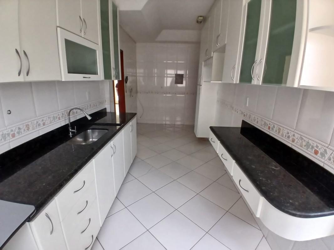 Apartamento, Itapoã, 4 Quartos, 3 Vagas, 1 Suíte
