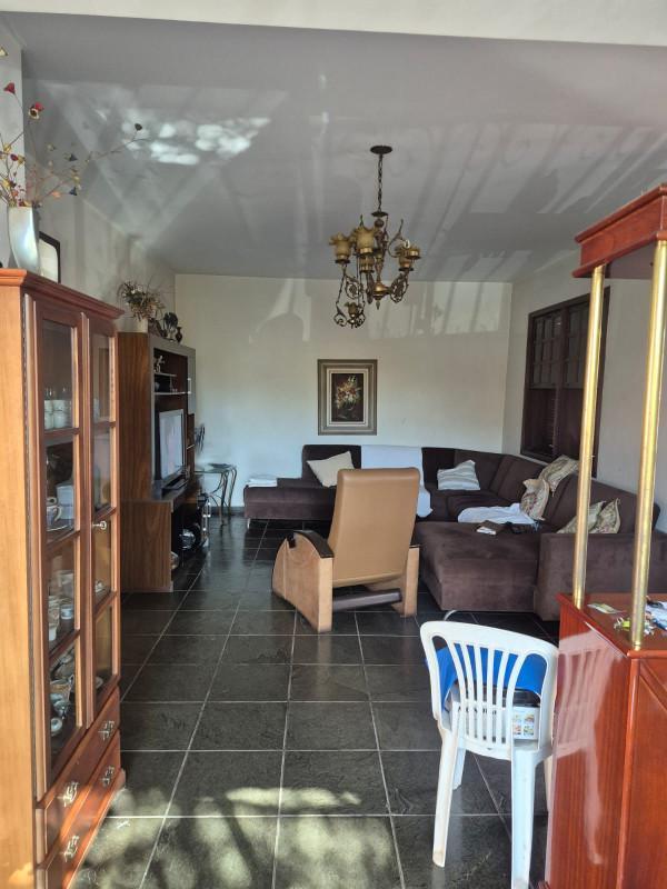 Casa, Brasiléia, 3 Quartos, 2 Vagas, 1 Suíte