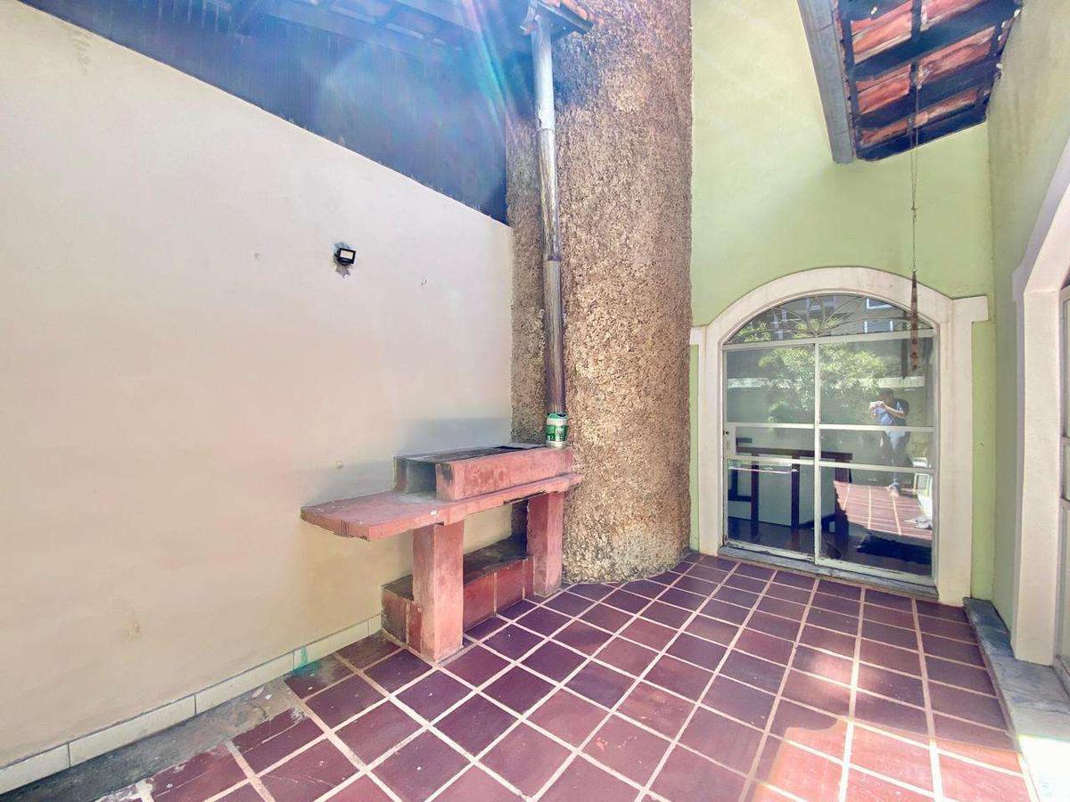 Casa, Sion, 4 Quartos, 6 Vagas, 1 Suíte