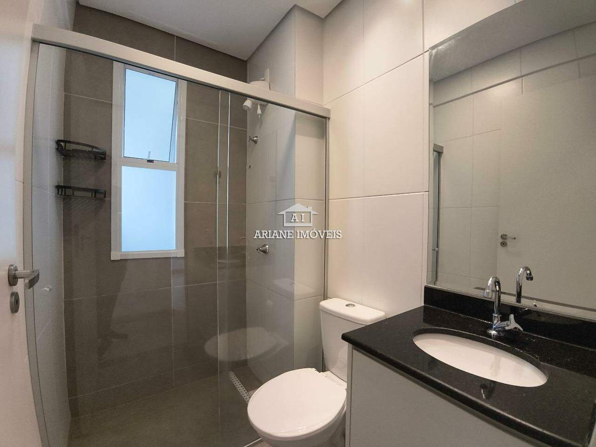 Apartamento, Centro, 2 Quartos, 1 Vaga