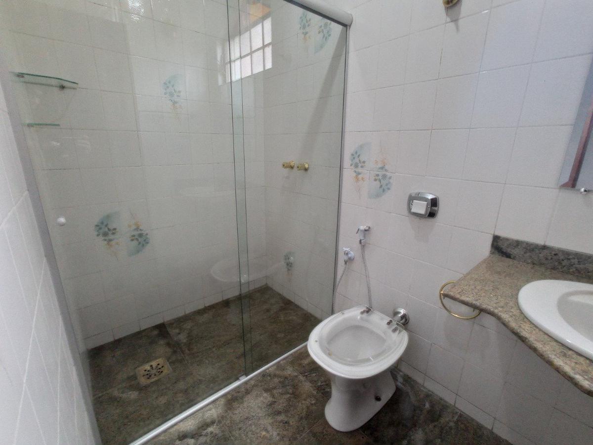 Casa, Santa Branca, 3 Quartos, 1 Vaga, 1 Suíte